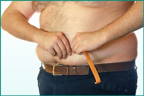 Bir erkeğin obezitesi, potens ile ilgili sorunların nedenlerinden biridir